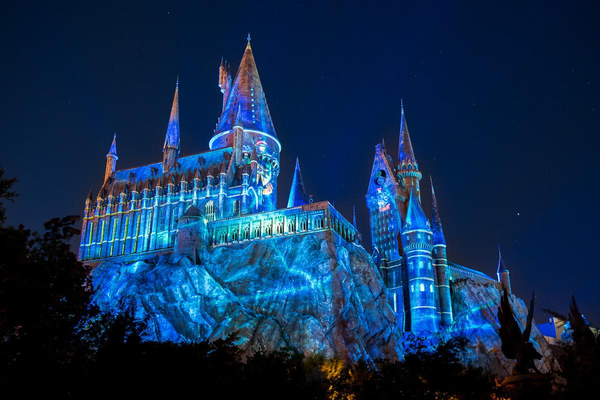 The Nighttime Lights at Hogwarts Castle Universal's Islands of Adventure