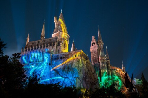 The-Nighttime-Lights-at-Hogwarts-Castle-2022-2