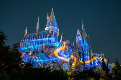 The-Nighttime-Lights-at-Hogwarts-Castle-2022-4