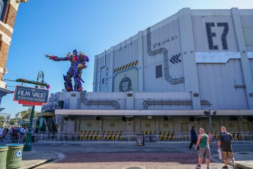 Transformers-The-Ride-3D-2021-6